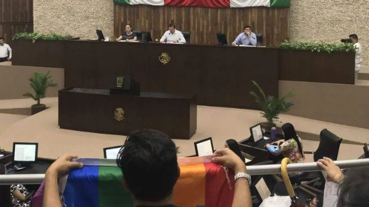 congreso yucatan TWITTER @SoyHomosensual