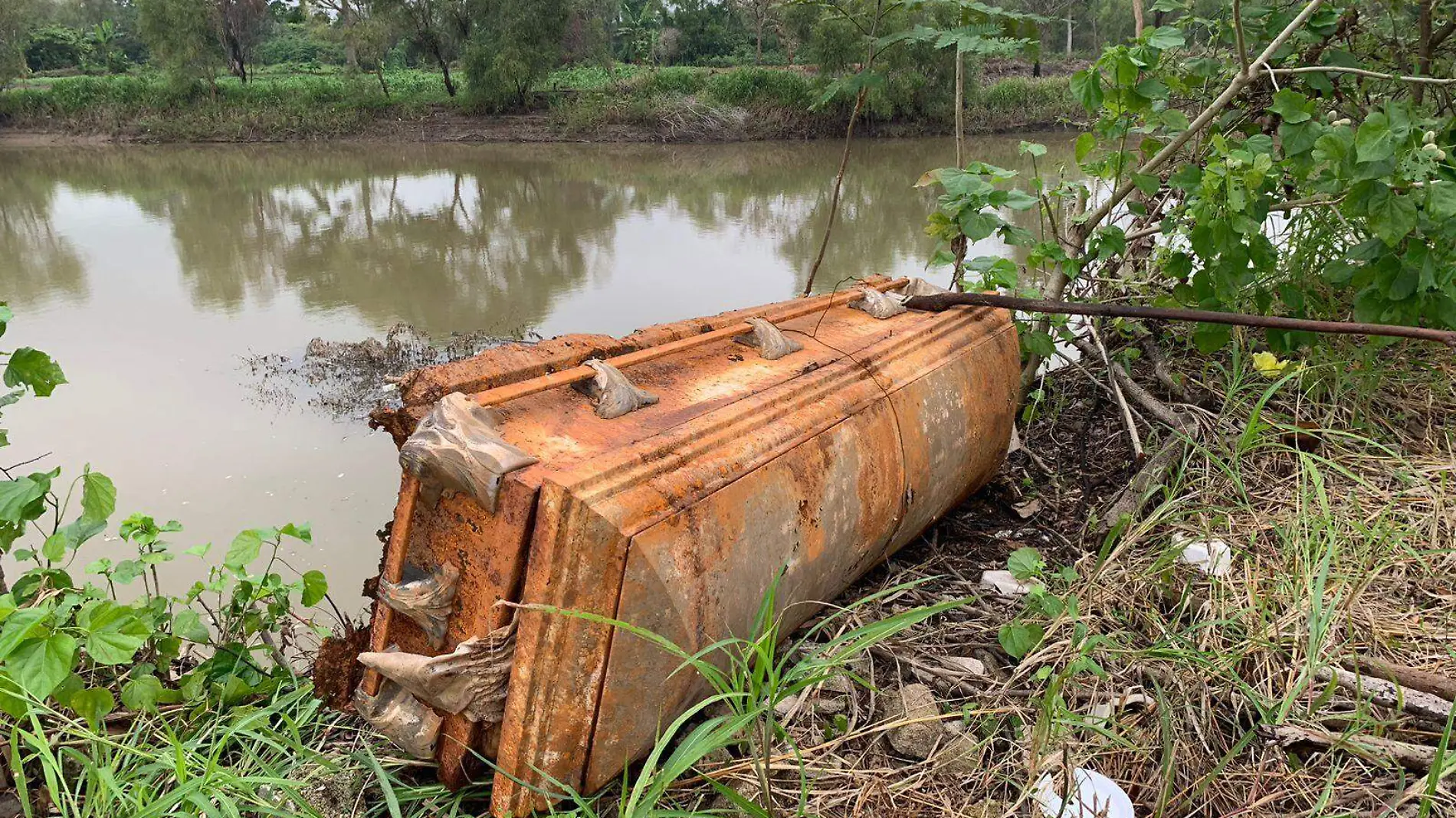 grijalva_panteón_carlos_pérez_elheraldodetabasco