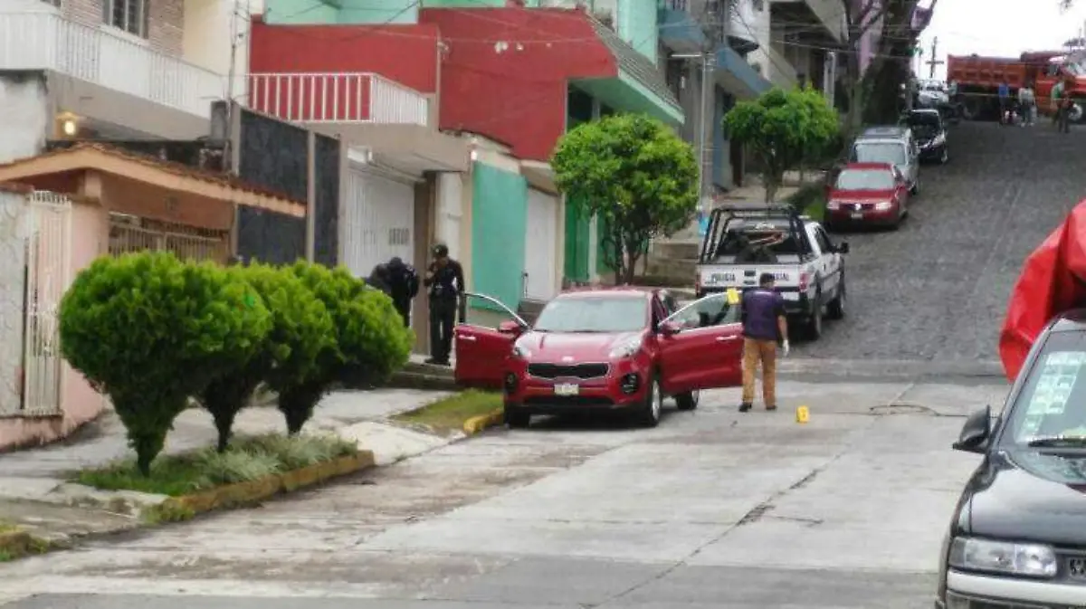 XALAPA - Asesinan a profesor