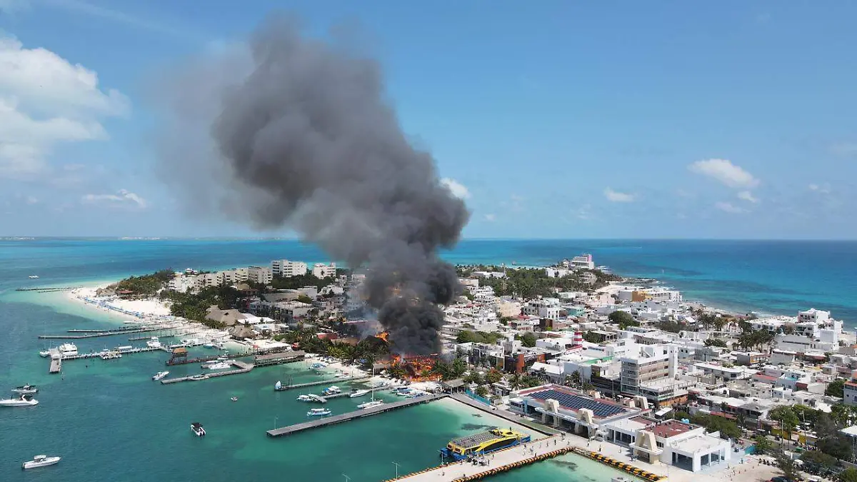incendio isla mujeres Agencia SIM