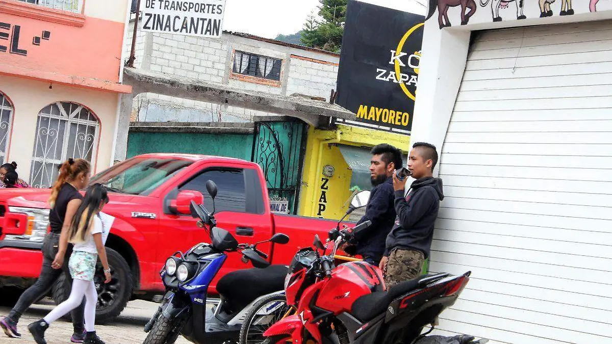 Grupos criminales reclutan a jóvenes para formar bandas delictivas