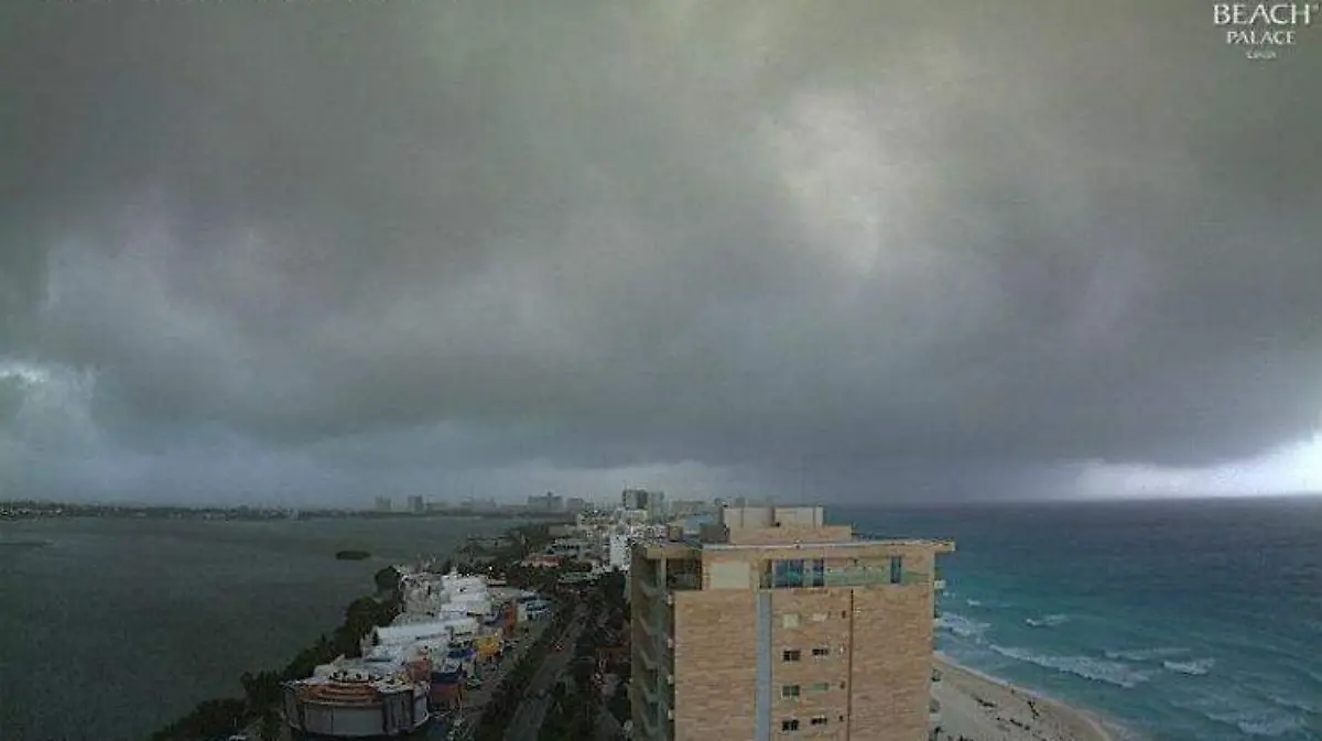 playa del carmen WEBCAMS
