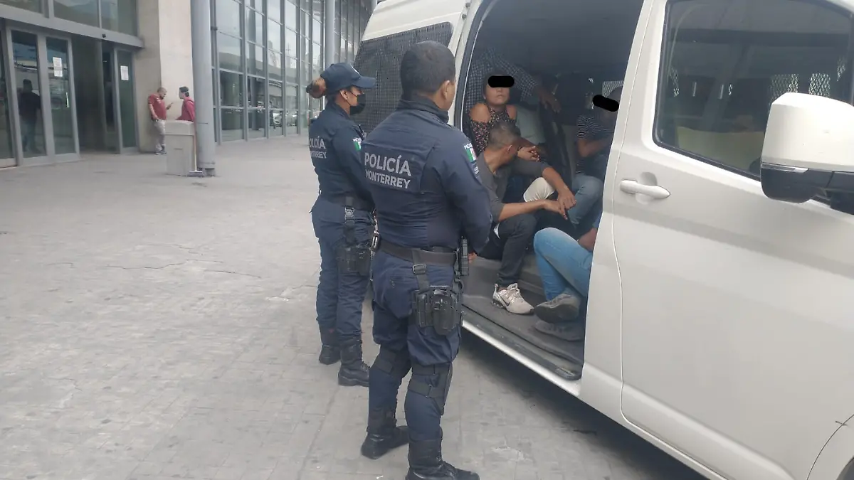 Migrantes en NL piden apoyo para volver a sus países de origen