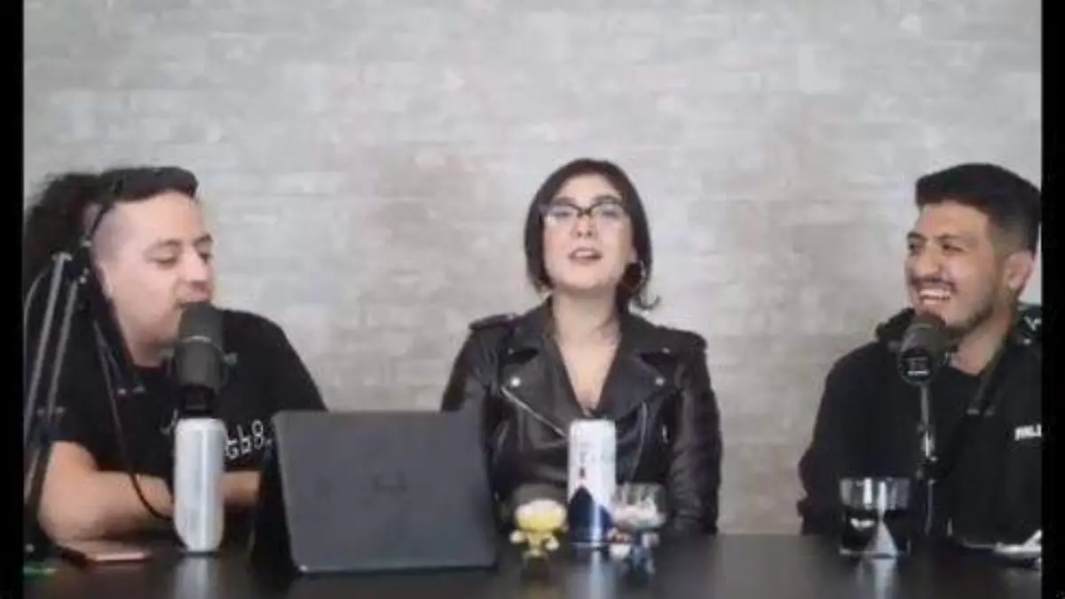 Comediantes se burlan de la desaparición de los 43 normalistas