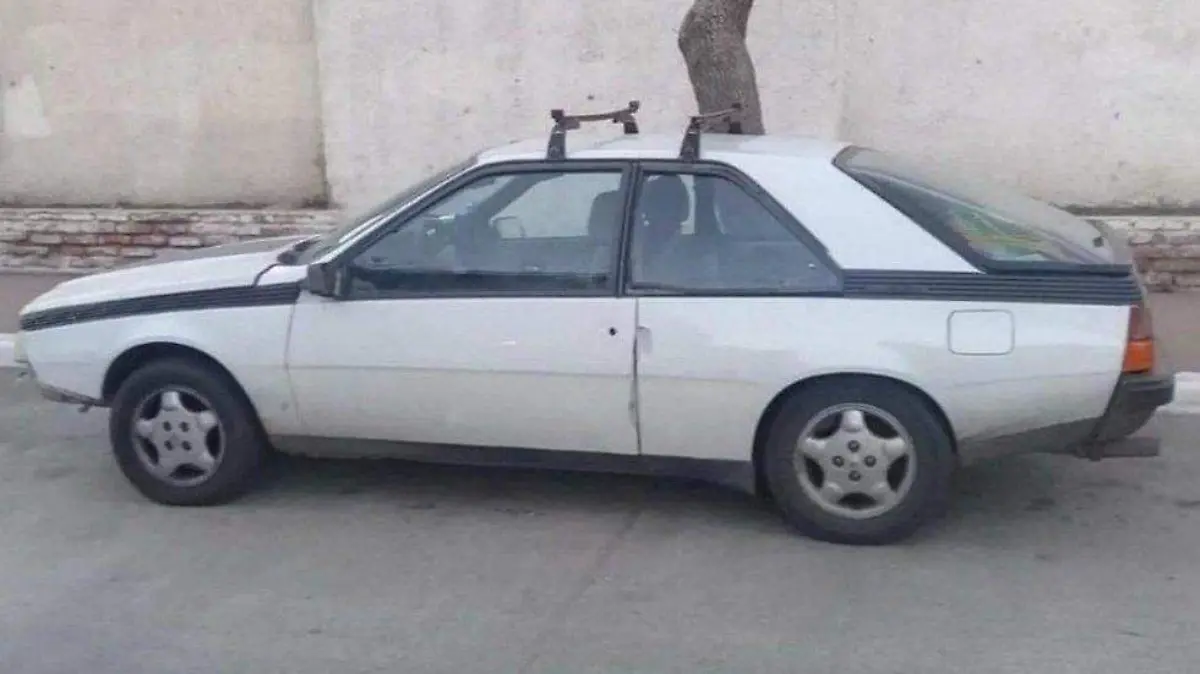 hombre-compone-un-lamborghini-casero-reciclando-p-888314-791294-jpg_976x0