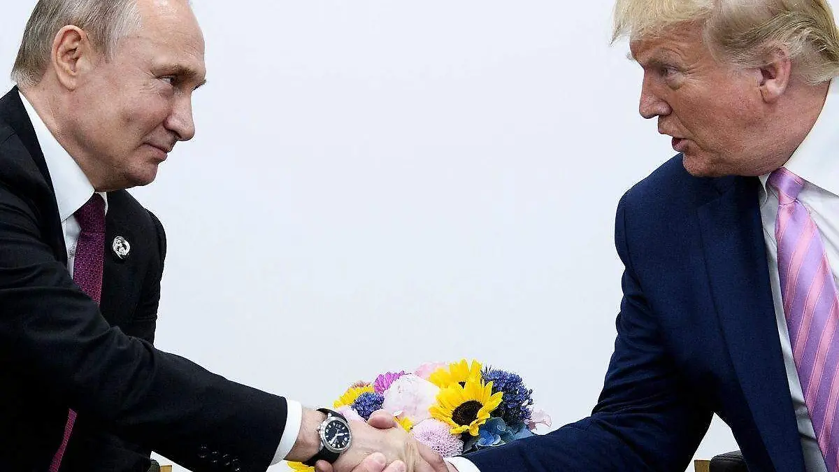 Trump elogia envío de tropas rusas a Ucrania, propone emular acción en frontera con México