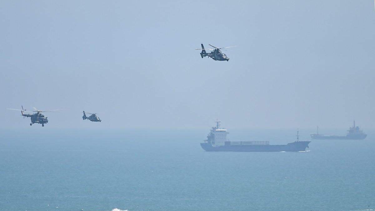 CHINA DESAFÍA A EU: AVIONES MILITARES RODEAN TAIWÁN