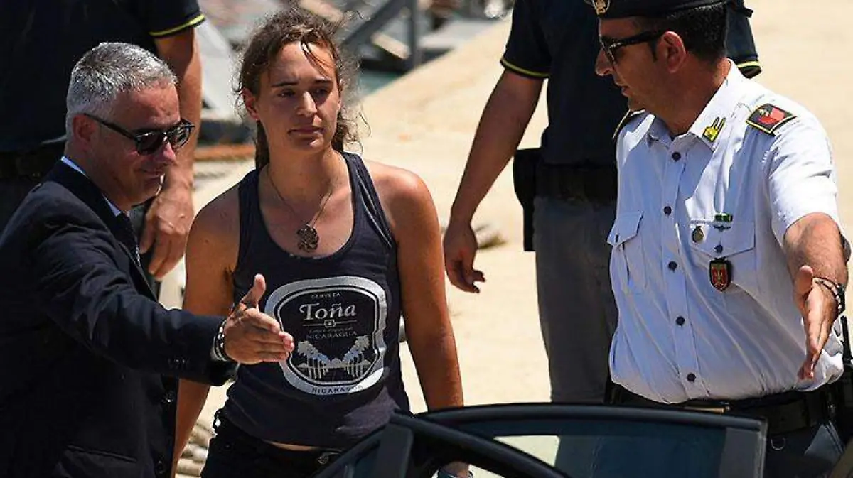 Capitana_Carola-Rackete