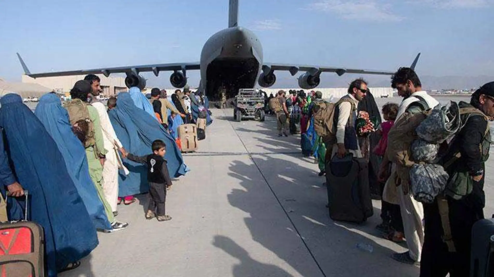 acnur-alerto-sobre-una-mayor-crisis-humanitaria-en-afganistan-tras-el-cese-de-evacuaciones