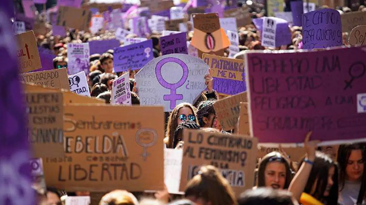 mujer_marcha_Espana_4