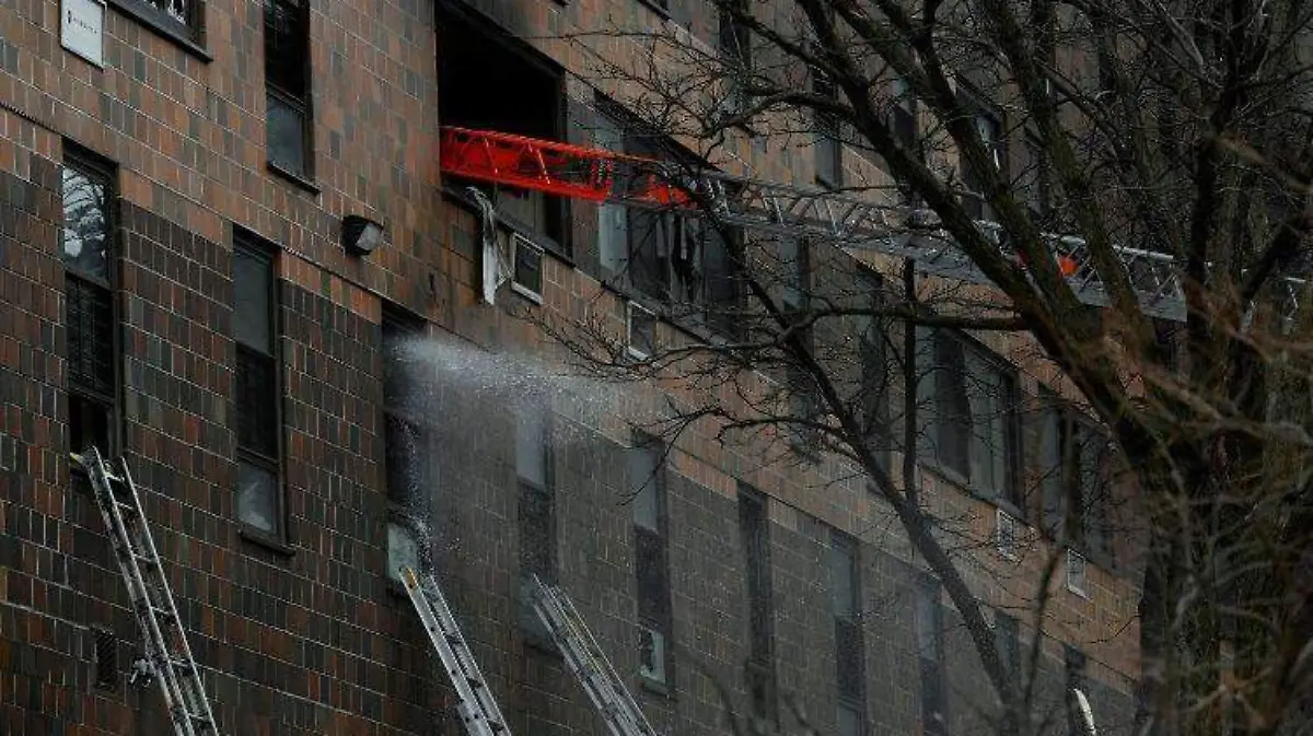 Incendio en Le Bronx Nueva York Estados Unidos