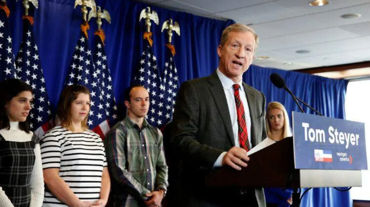 2018-01-08T171212Z_1603780745_RC11B7CFB9E0_RTRMADP_3_USA-POLITICS-STEYER