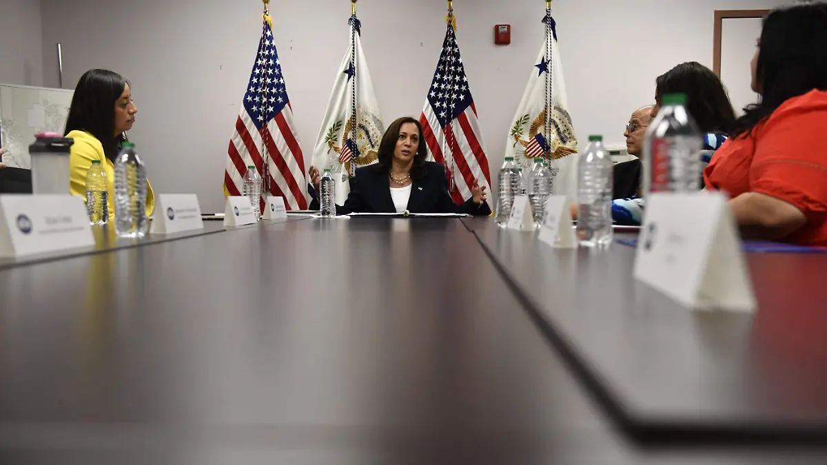 frontera visita kamala harris2