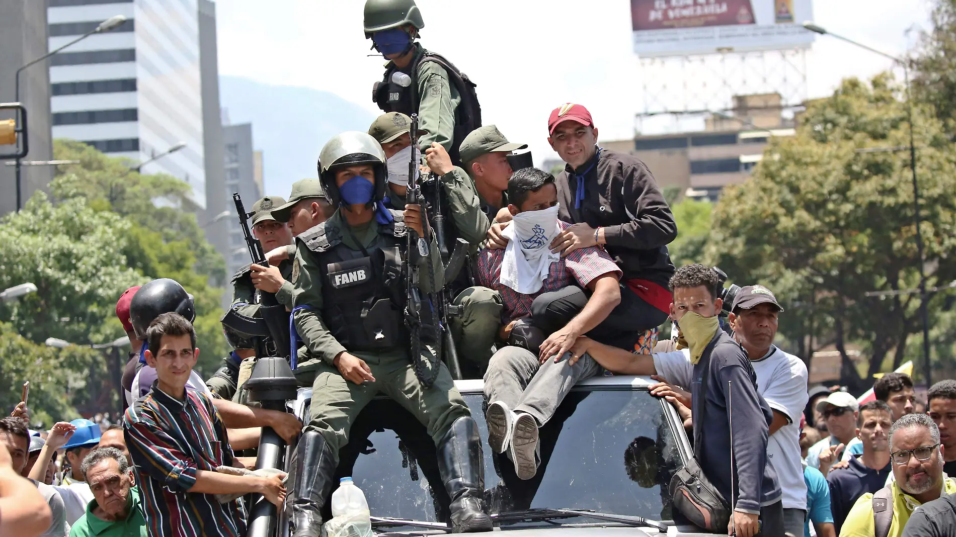 maduro-perdonó-a-militares