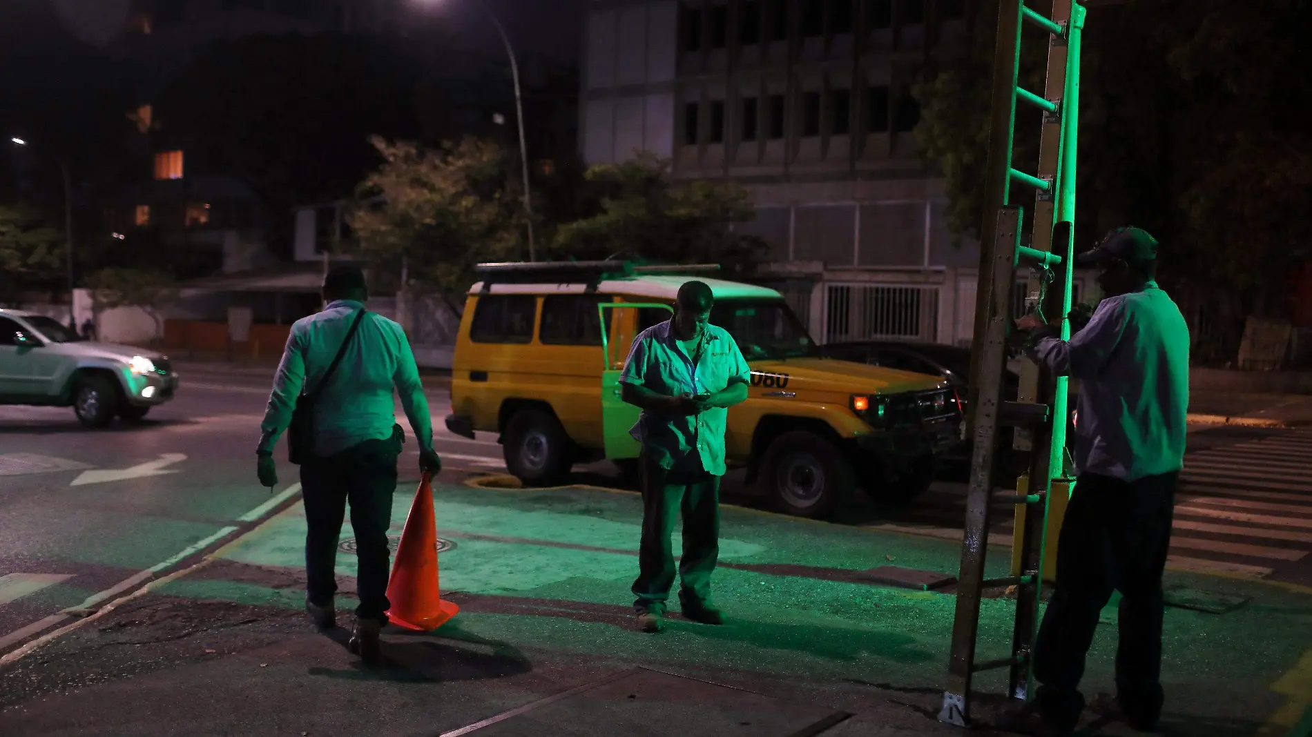 CHINA-OFRECE-AYUDA-VENEZUELA-LUZ