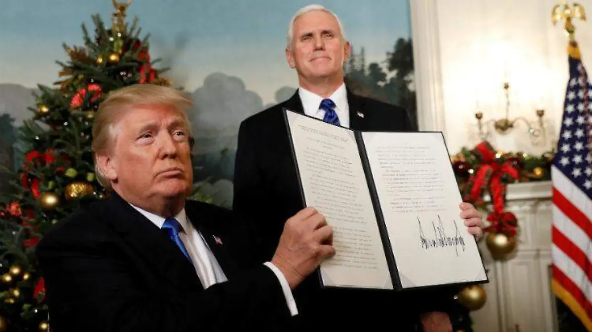 2017-12-06T194727Z_2_LYNXMPEDB51WC_RTROPTP_4_USA-ISRAEL-MN5