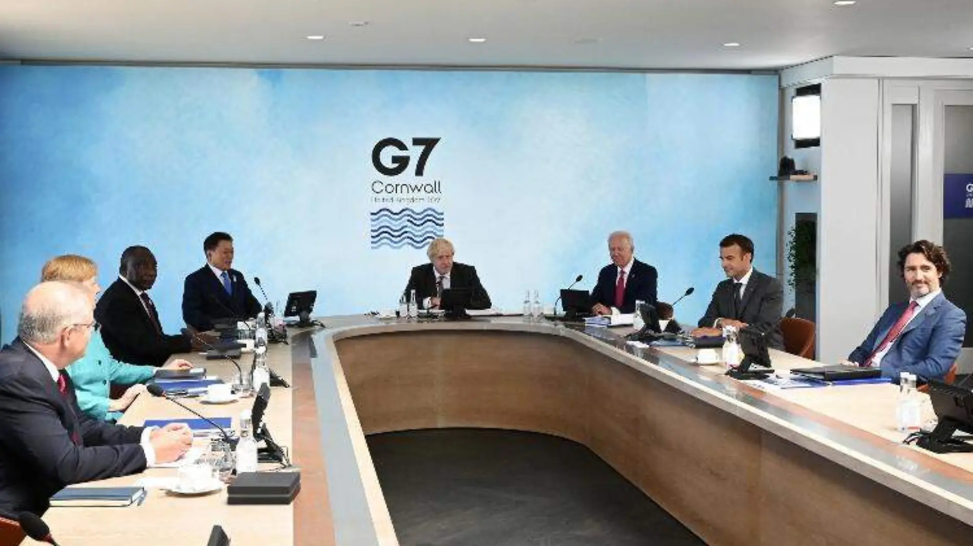 G7