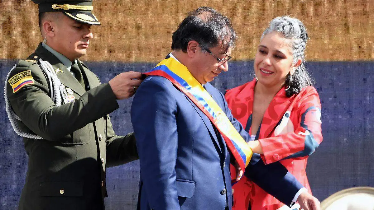 Gustavo Petro rinde protesta como presidente de Colombia1
