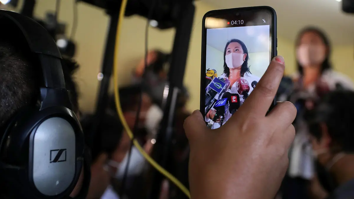 Vargas Llosa pide a peruanos votar por Keiko Fujimori 