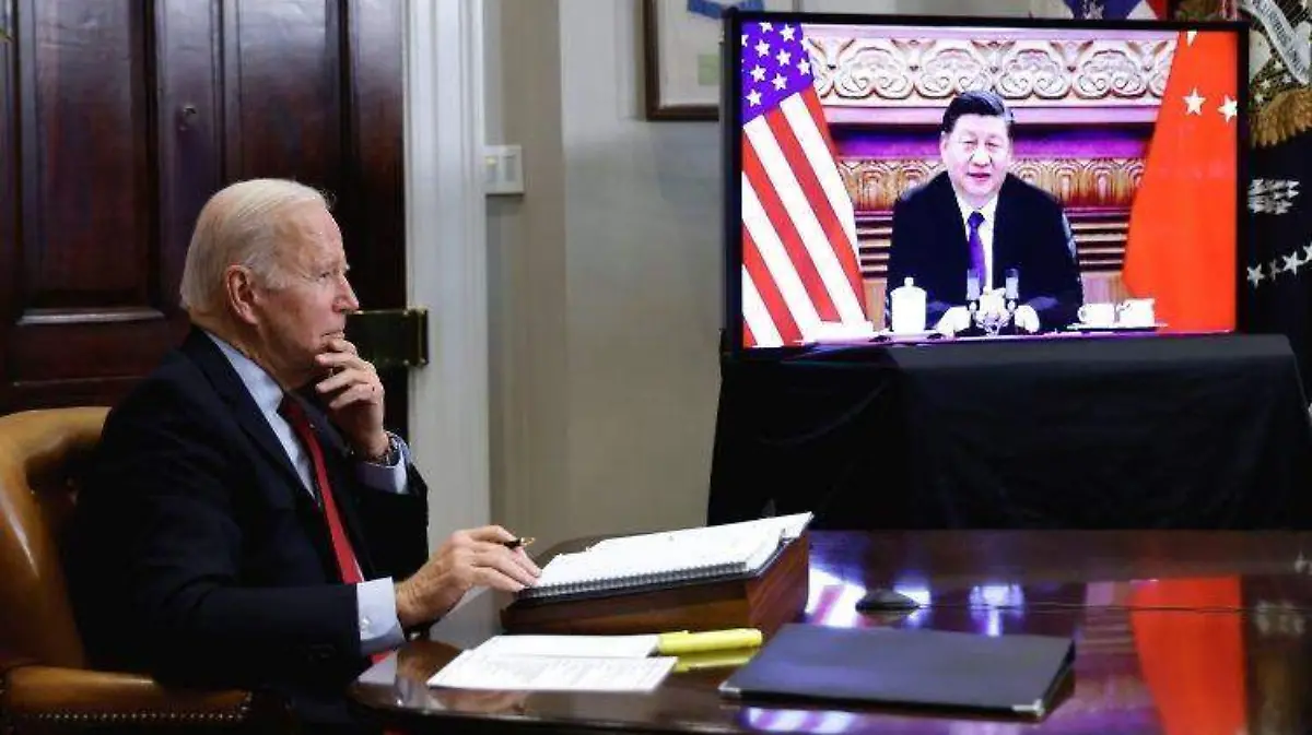 Biden señala que reunión con Xi es para prevenir