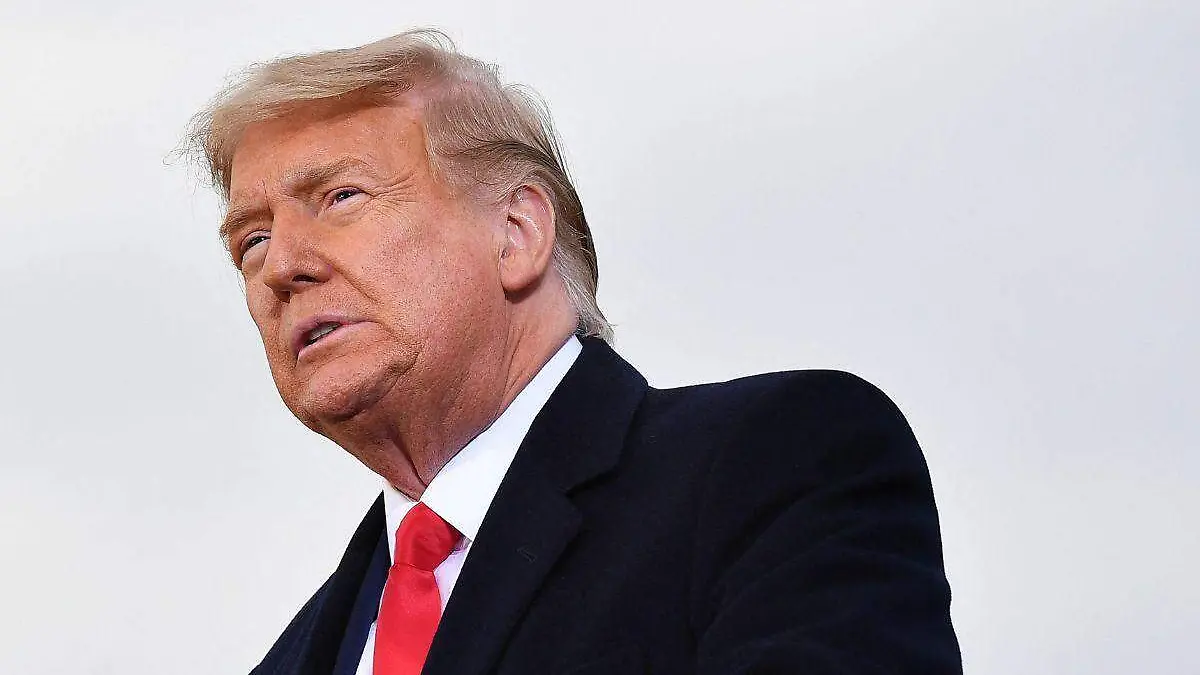 Republicanos defienten as Trump por acusación de poseción de documentos clasificados