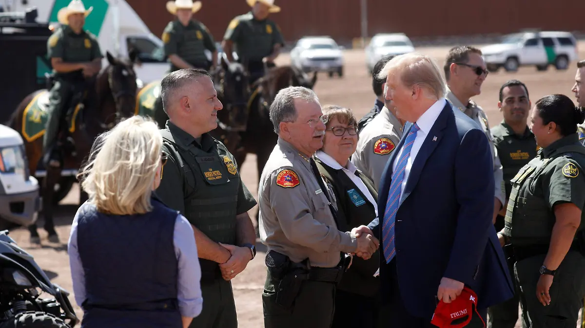 2019-04-05T210921Z_1747892838_RC1644065DE0_RTRMADP_3_USA-IMMIGRATION-BORDER
