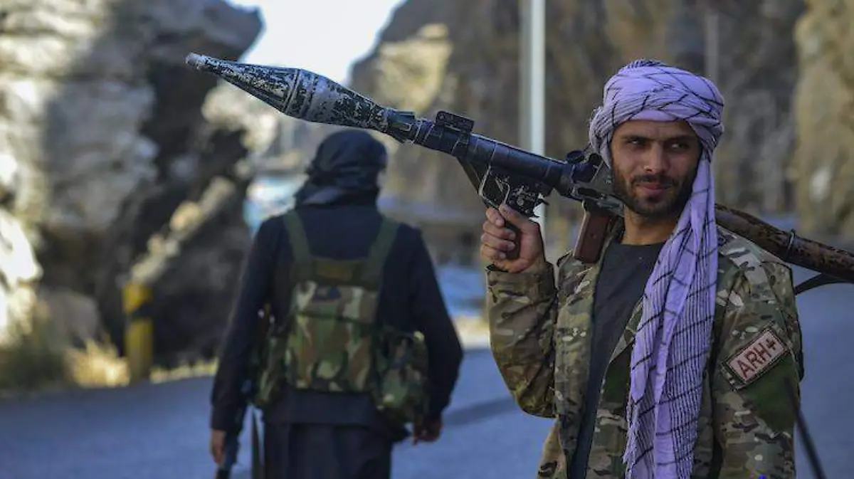 Reportan explosión en Kabul por lanzamiento de cohetes