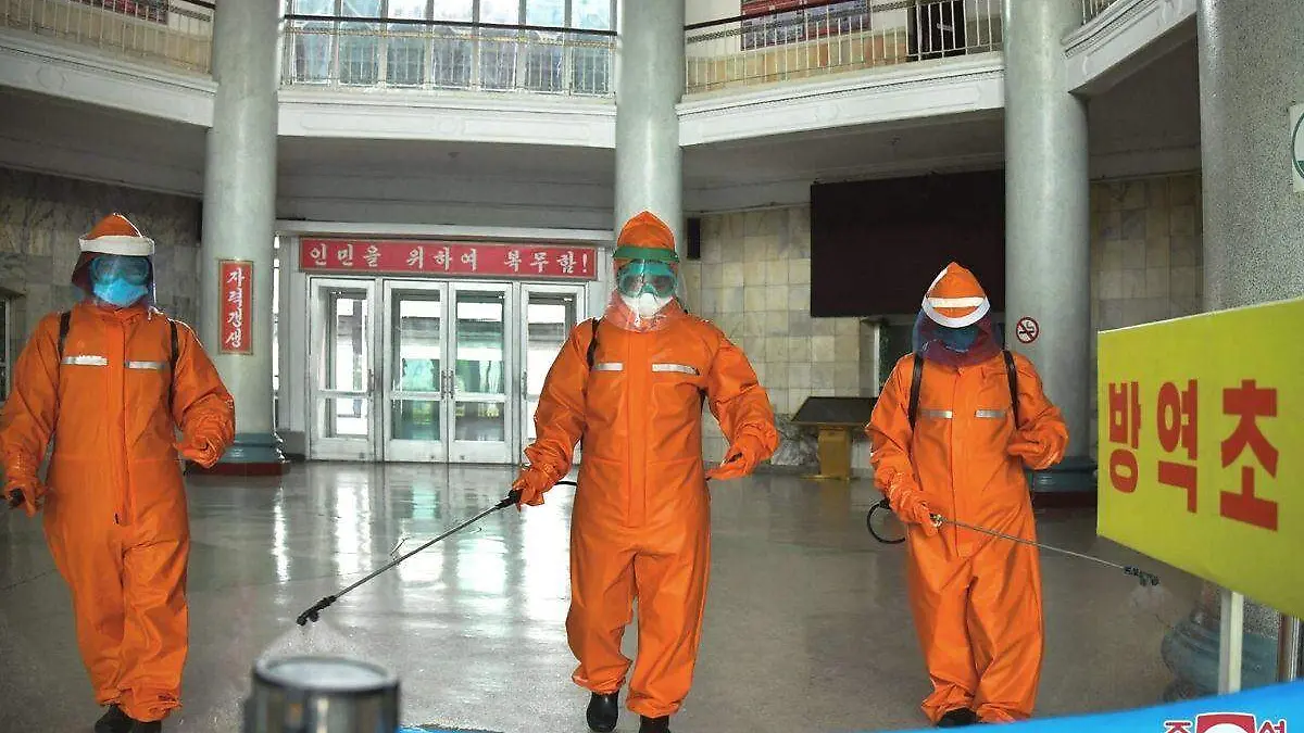 Corea del Norte busca el Covid-19 en ríos, vertederos y alcantarillas