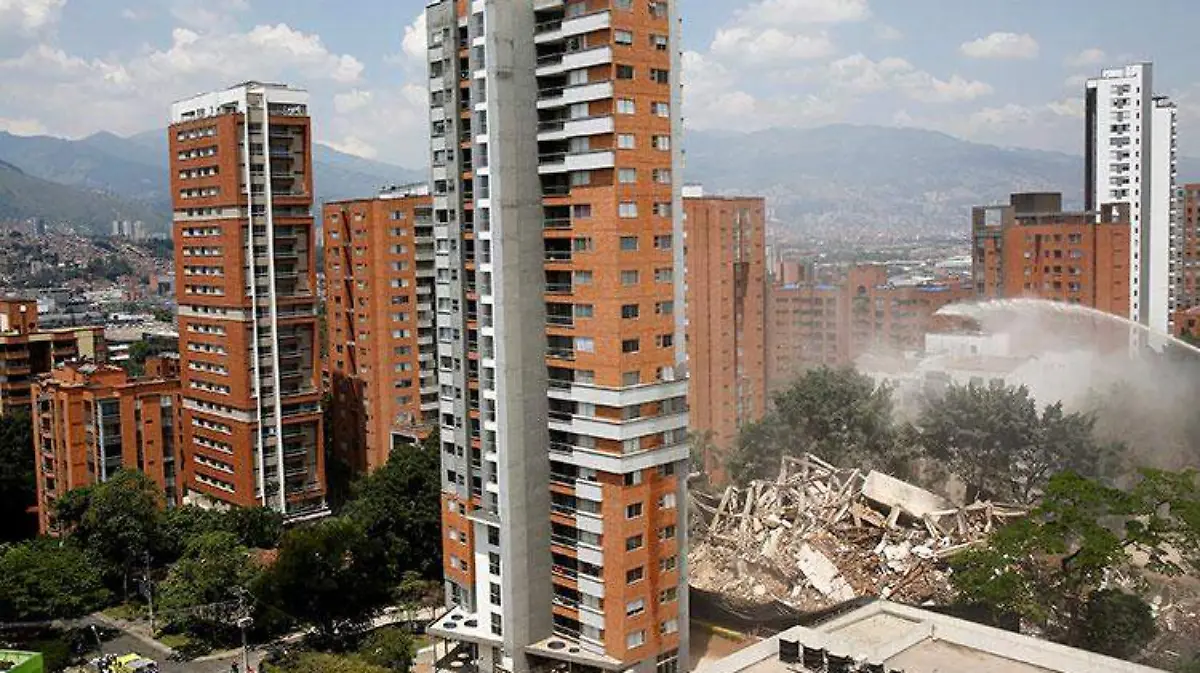 Edificio-Monaco_Pablo-Escobar_Colombia3