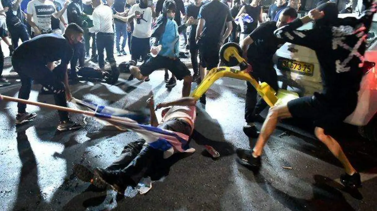 linchamientos israel @BarakRavid