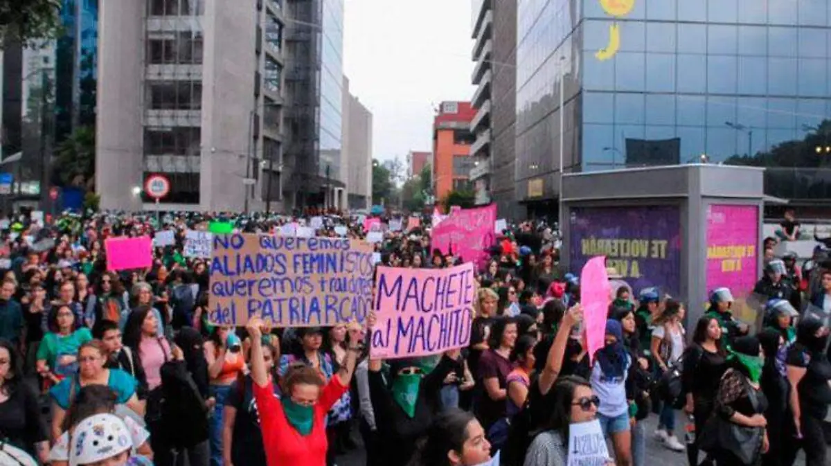 Marcha-Mujeres_feminicidio-Ingrid