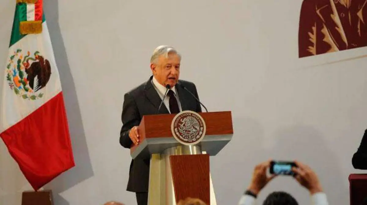 AMLO_lopez-obrador_consules_embajadores-2