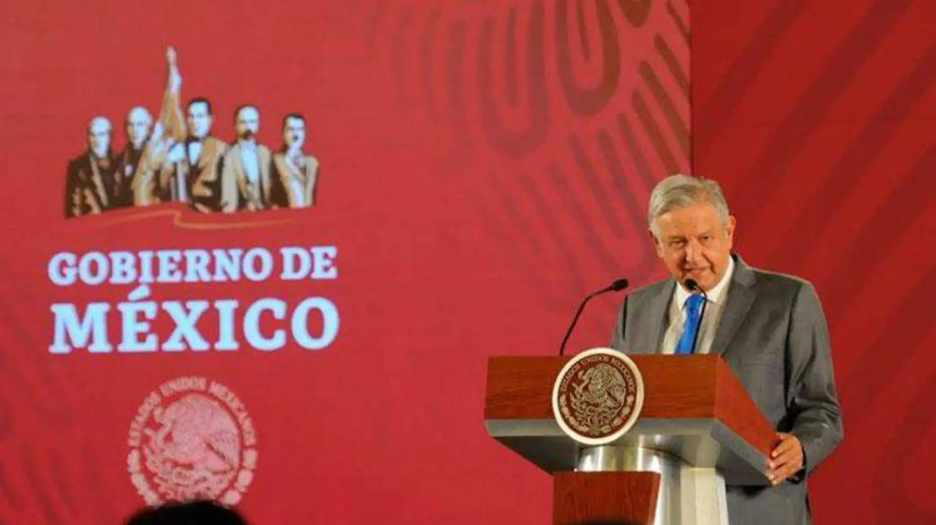 AMLO_conferencia_1