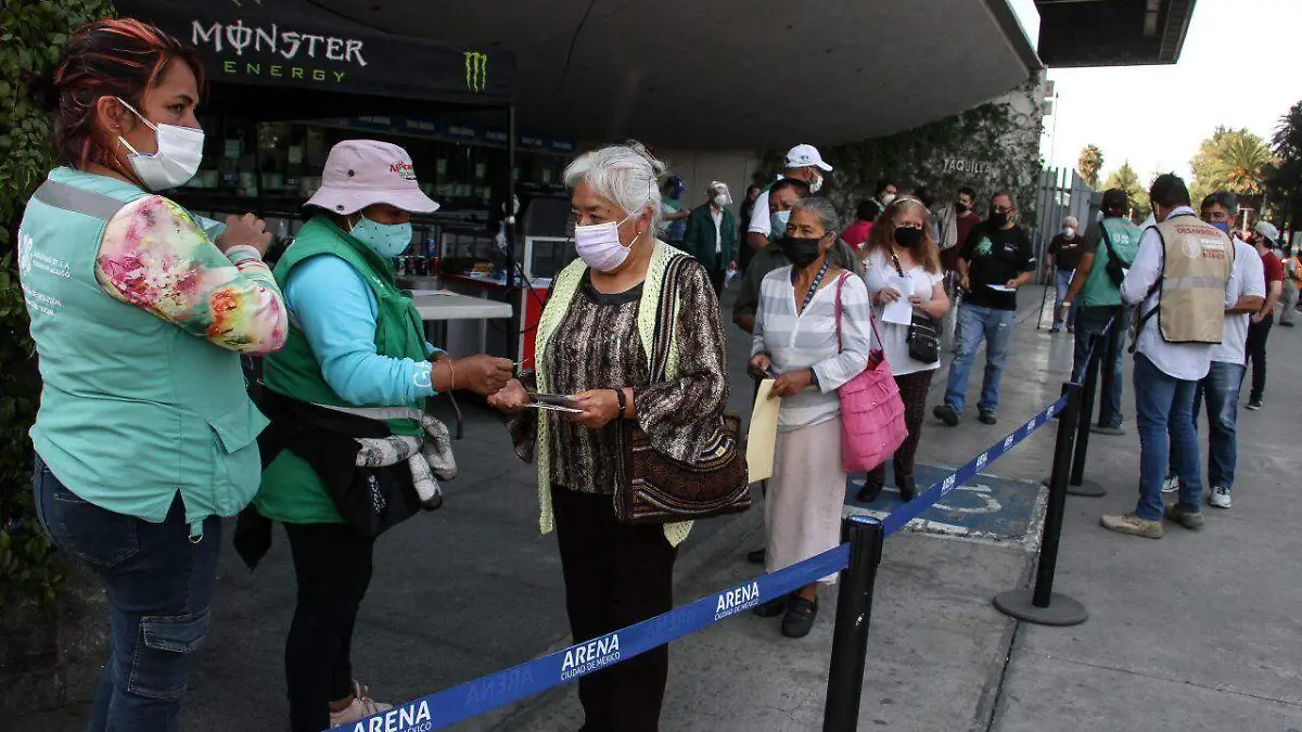 vacunacion adultos mayores cdmx covid-19 coronavirus