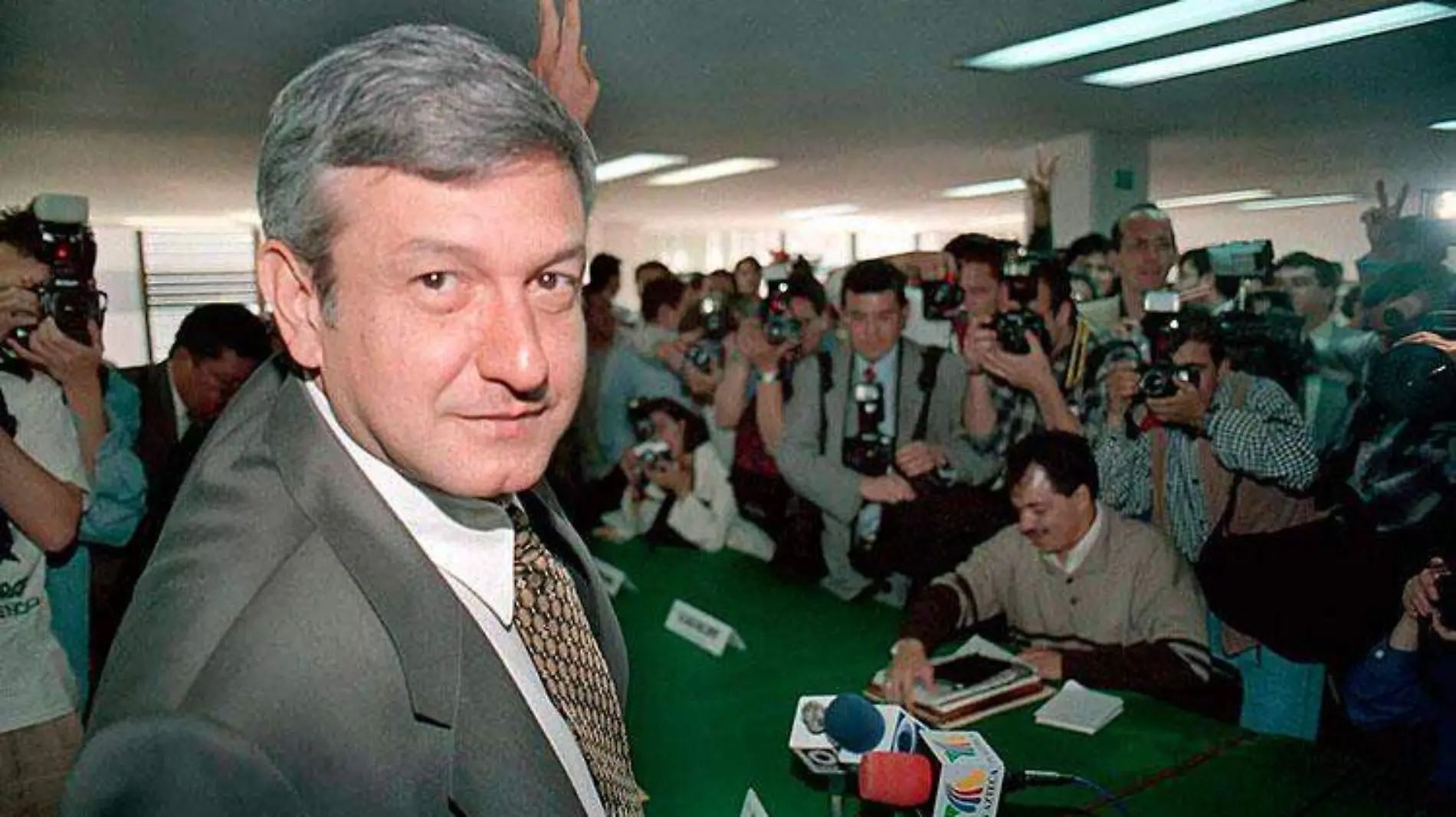 Andres-Manuel-lopez-obrador_AMLO_archivo