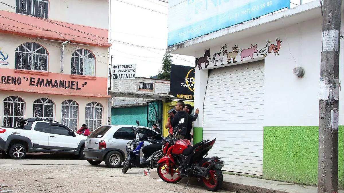 _Cartel indígena en Chiapas_Ernesto Munoz_1