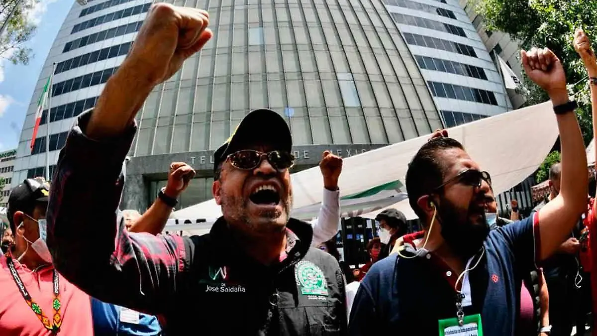 trabajadores-de-Telmex-protestan