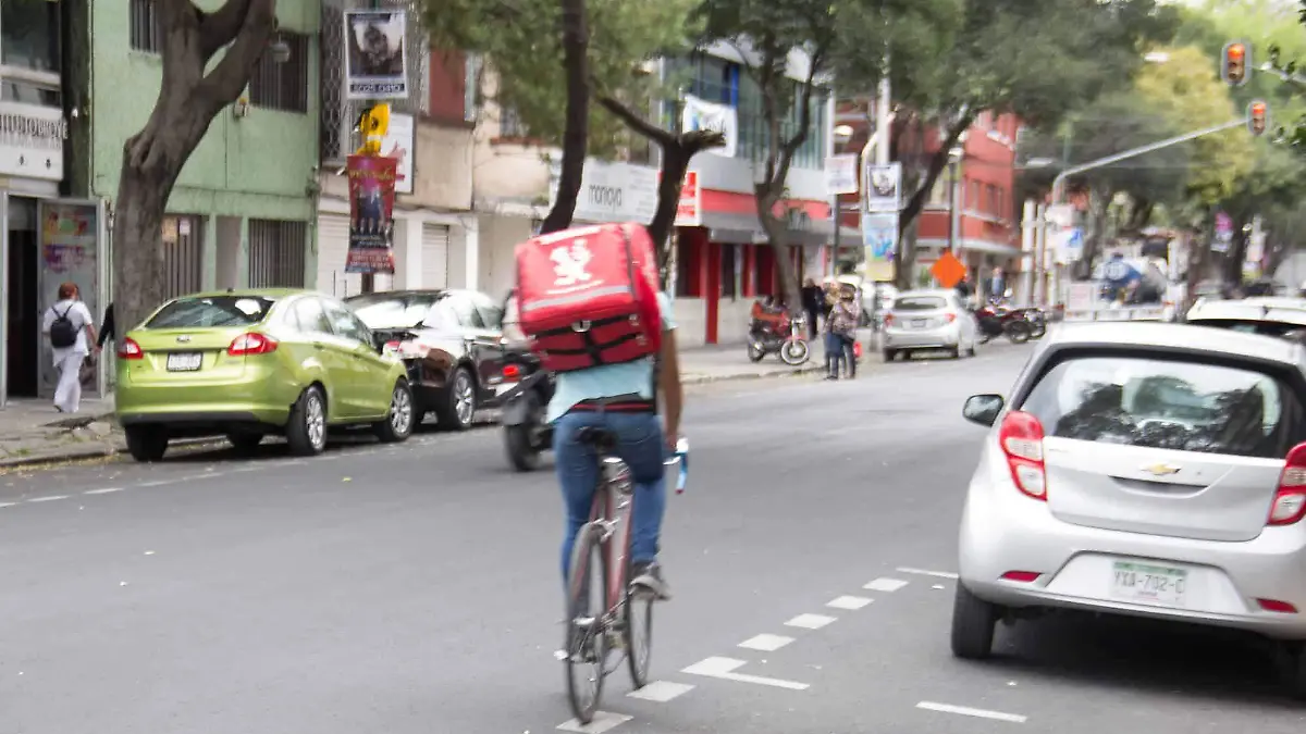 repartidor sin delantal mexico 2