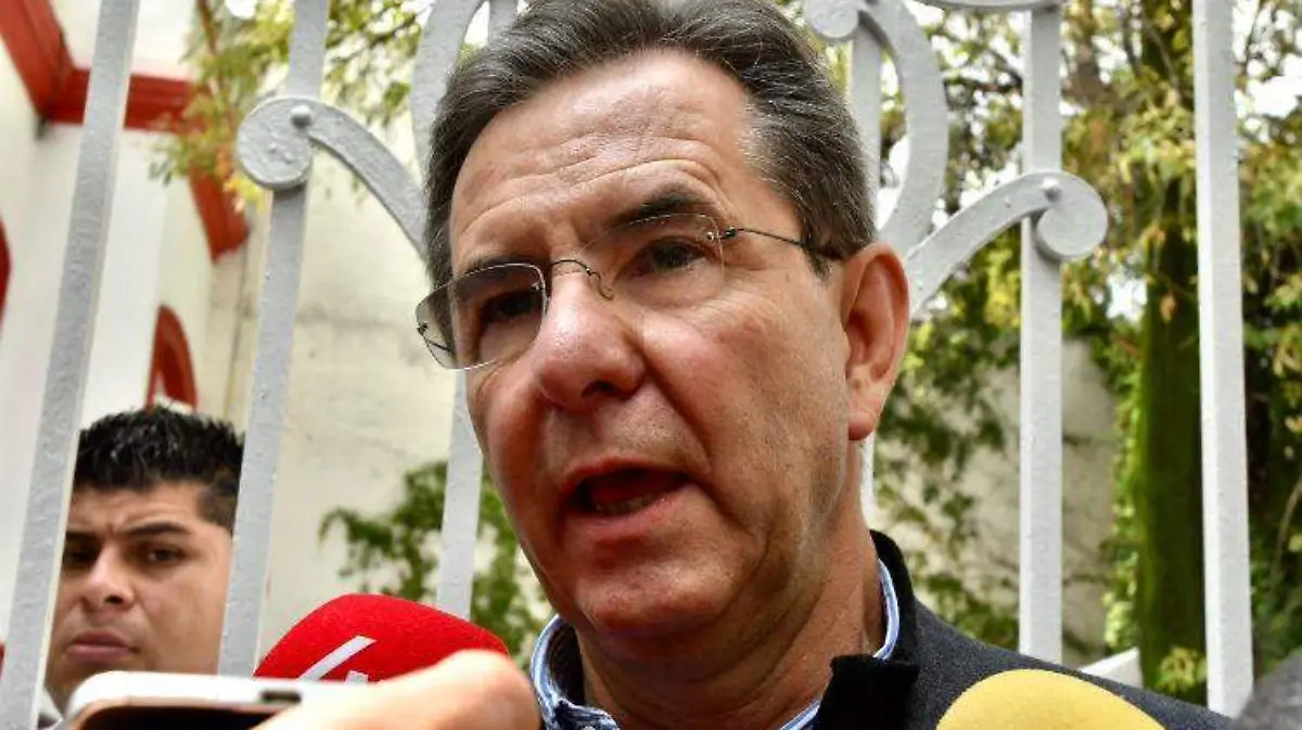 LAURA LOVERA esteban moctezuma amlo