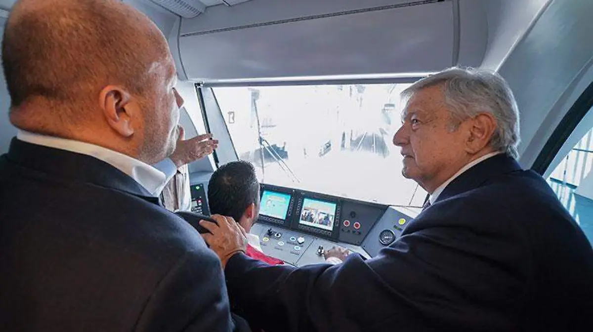 AMLO_tren-guadalajara_1