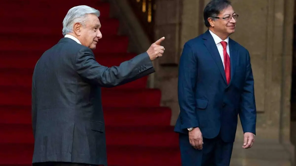 AMLO con presidente de Colombia