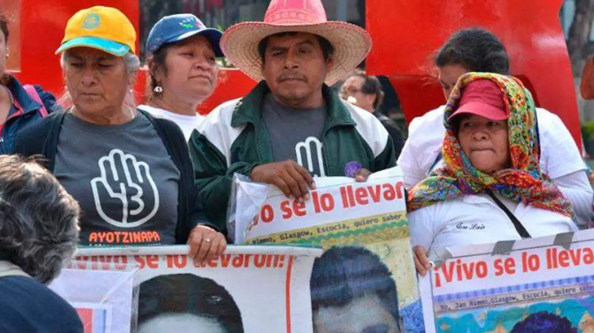 Ayotzinapa_marcha_5