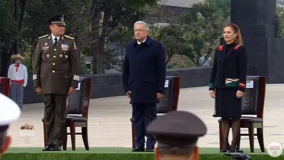 AMLO-CEREMONIA REV MEXICANA