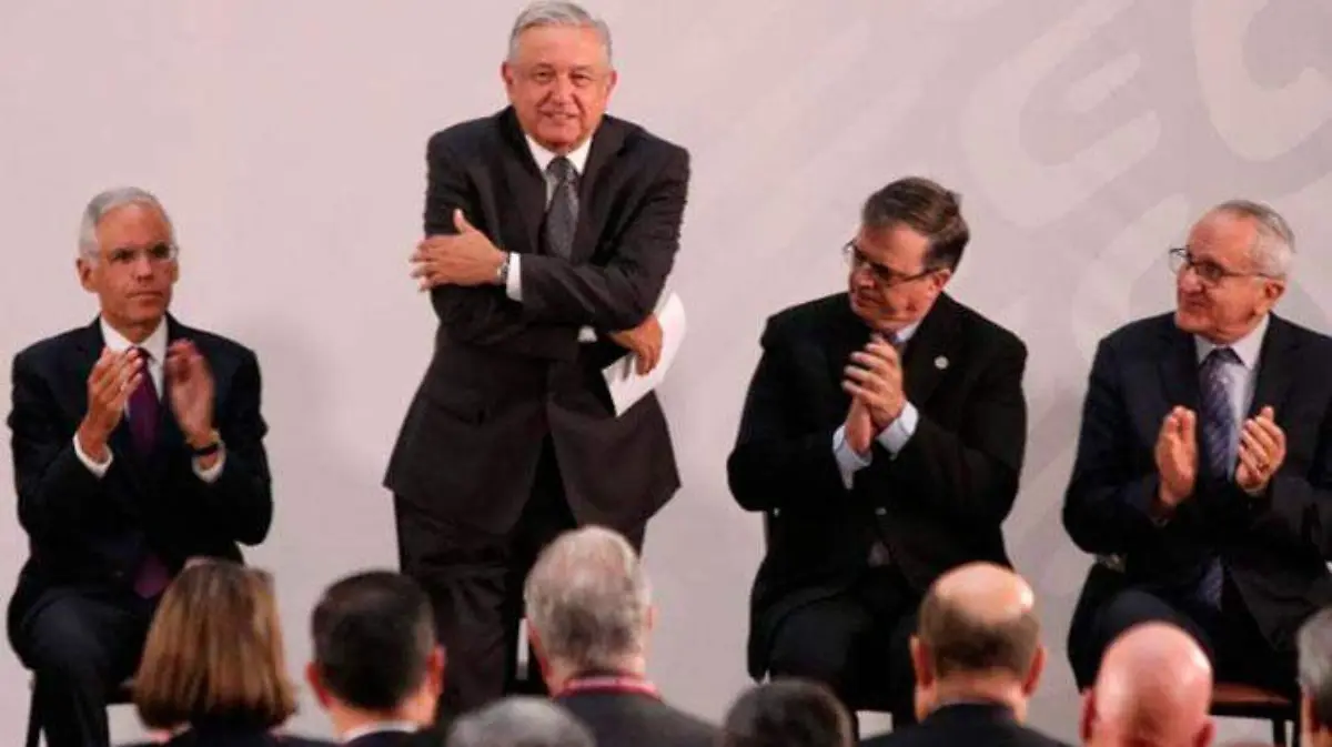 AMLO_embajadores