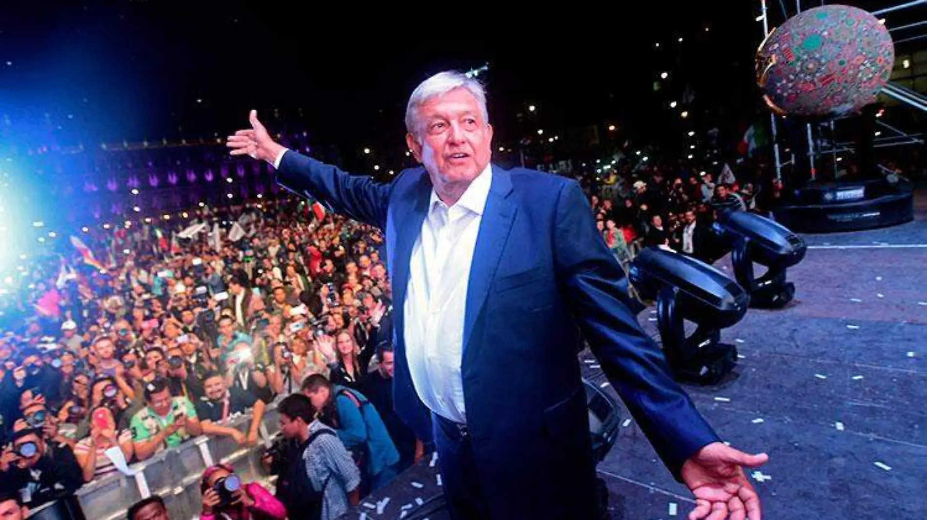 Lopez-Obrador_Zocalo