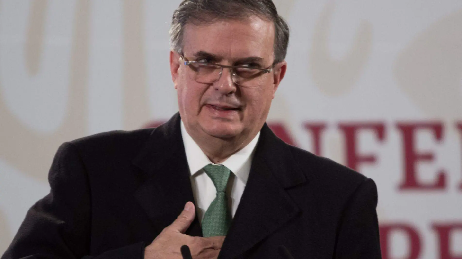 pfizer-vacuna-ebrard-confe-C