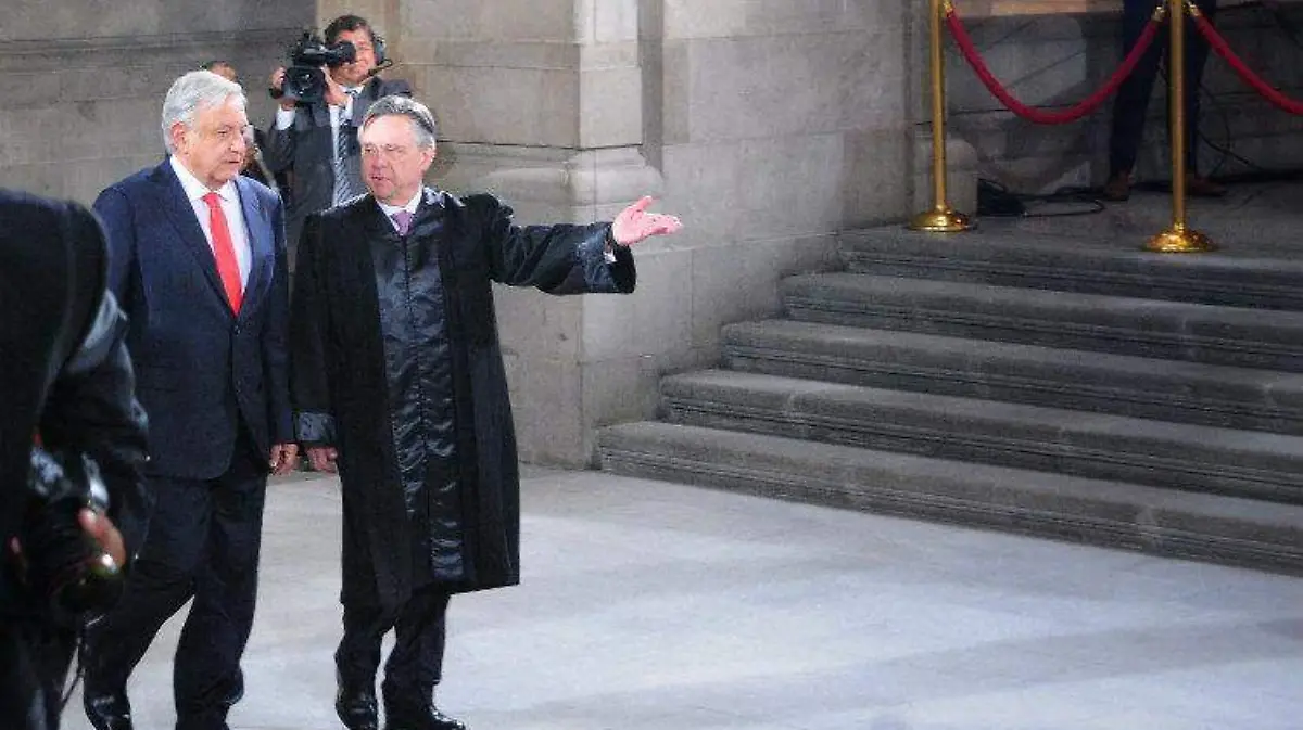 medina mora amlo scjn