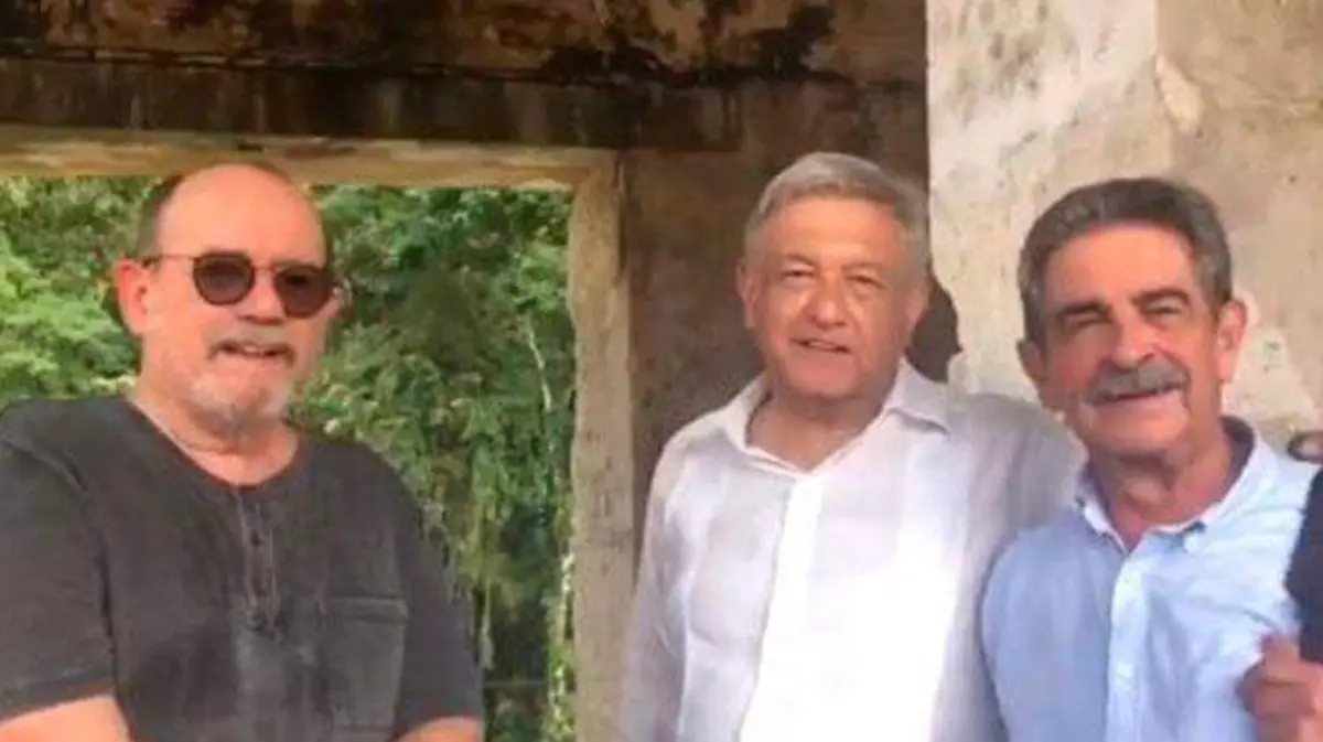 AMLO_silvio-rodriguez