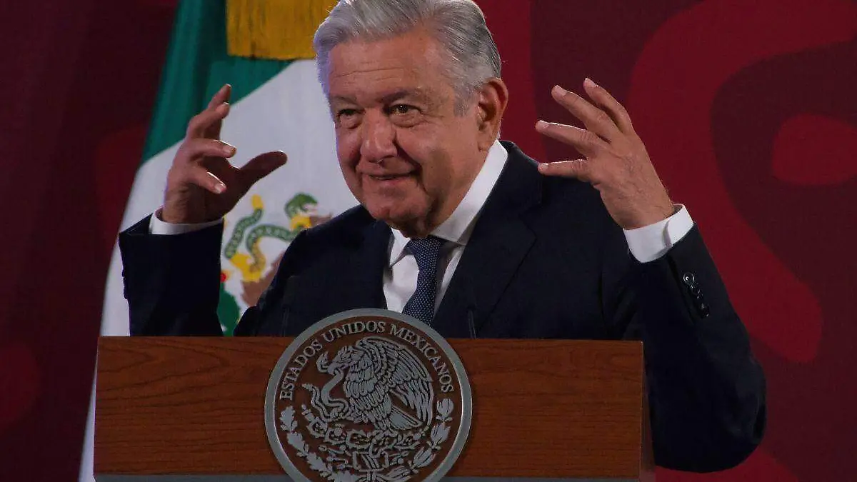 Sostiene AMLO que supuestos infiltrados en FGR quisieron dinamitar caso Ayotzinapa