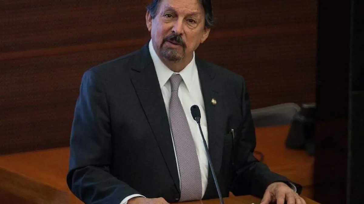 napoleon gomez urrutia cuarrtoscuro